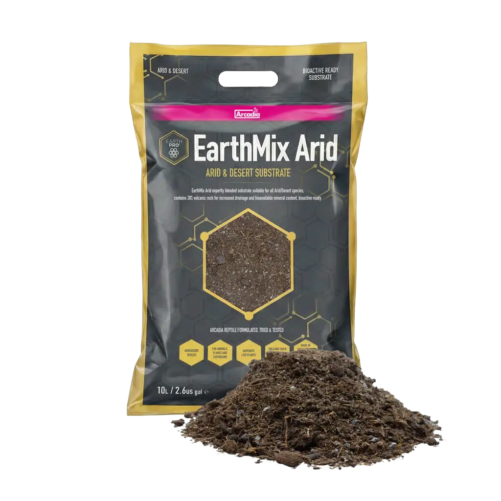Arcadia EarthMix Arid 10L bag with loose substrate, isolated