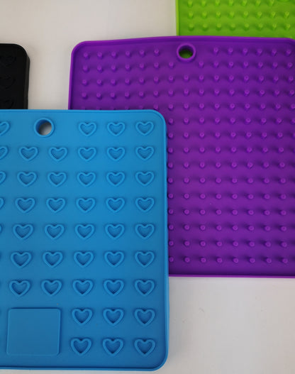 Double-sided lick mat, reverse side
